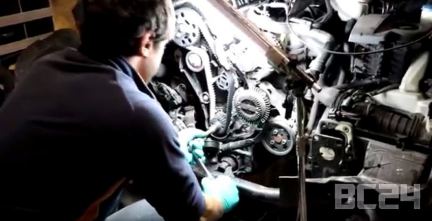 Как поменять ремень ГРМ своими руками видео, фото инструкция