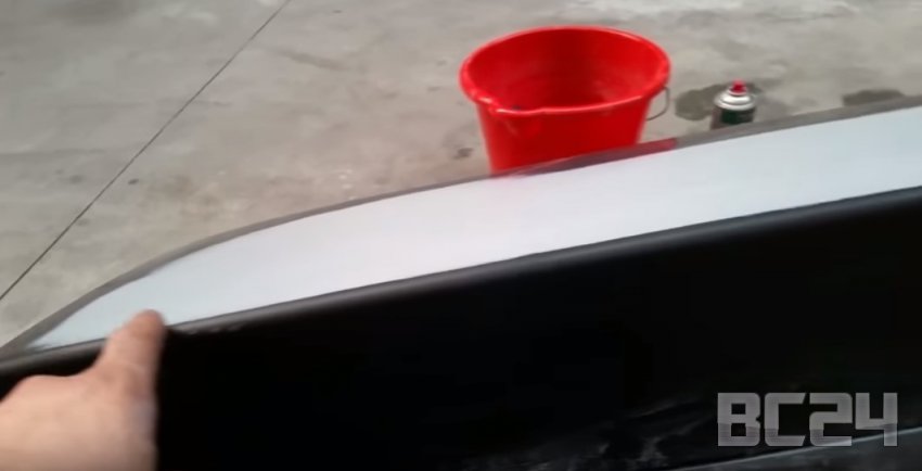 Как закрасить царапину своими руками, бюджетно, баллончиком