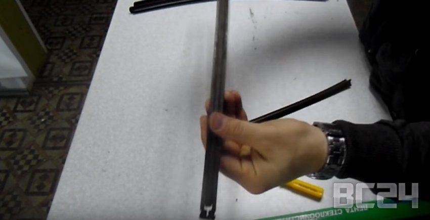 Замена щеток и резинок стеклоочистителя