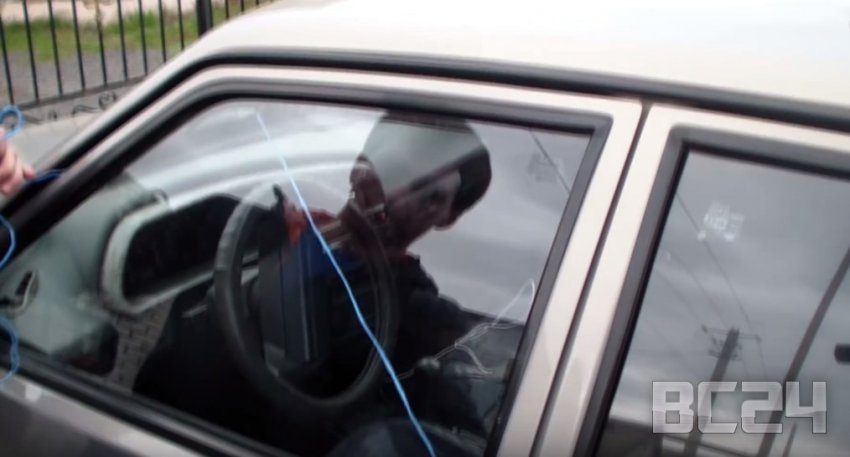 Как открыть ваз без ключа. Как открыть дверь авто без ключа